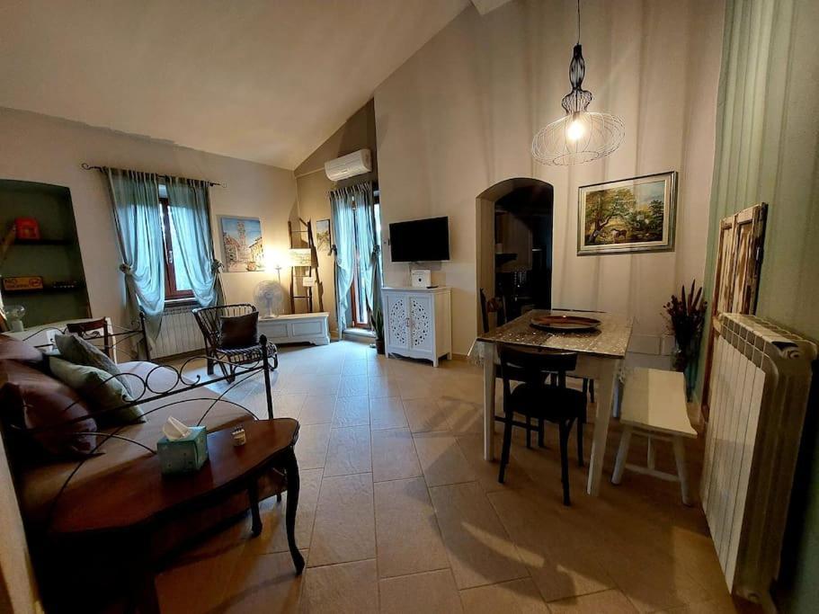 Il Nido Sull'Arno Apartment Филине Валдарно Екстериор снимка